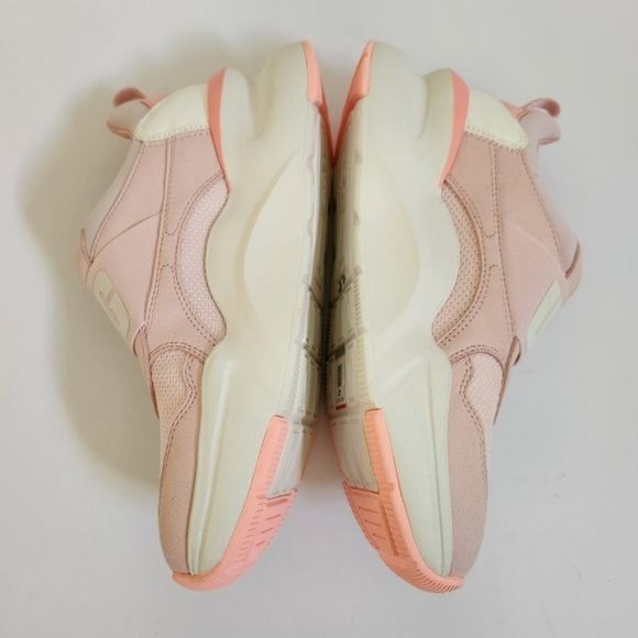 Ugg Posie Pink / White La Flex Slip On Trainer, Size 7 - Picture 8 of 15